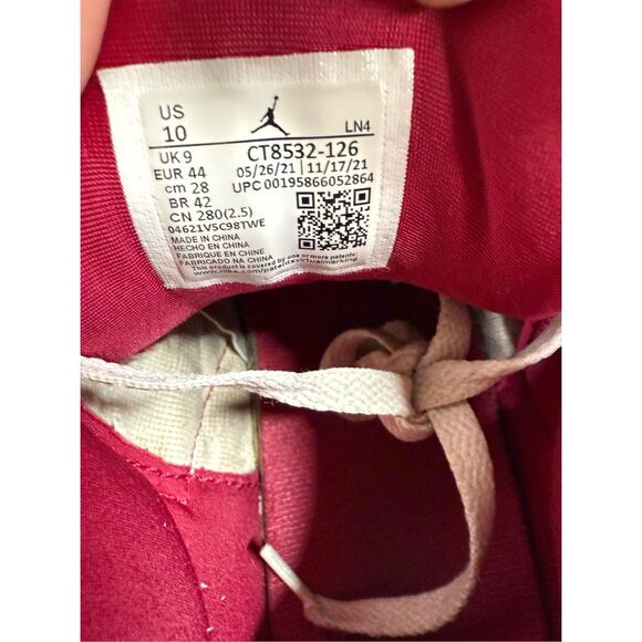 Men's Size 10 - Nike Air Jordan 3 Retro "Cardinal Red" Mid Top Basketball Shoes - Picture 8 of 9